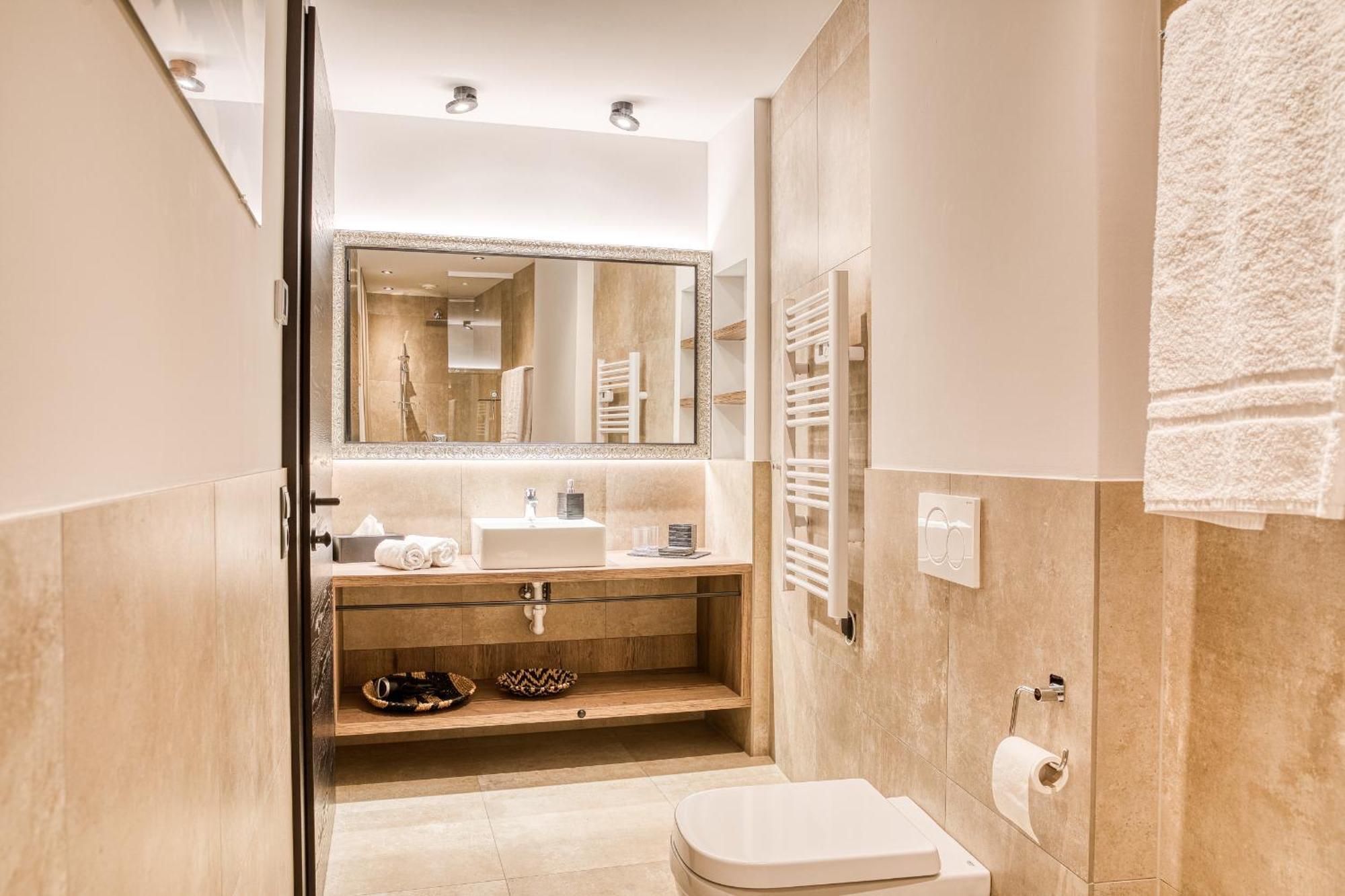 Exklusiv Und Elegantes Apartment In Der Residenz Silvretta - Inklusive Silvretta Card Premium See Buitenkant foto